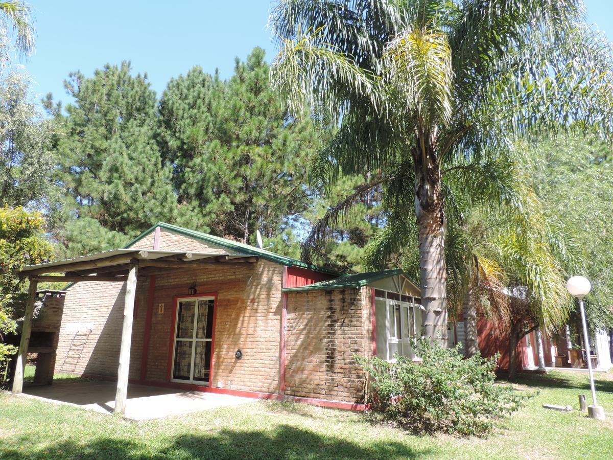 Chalet Bungalows Termas De El Pinar *
