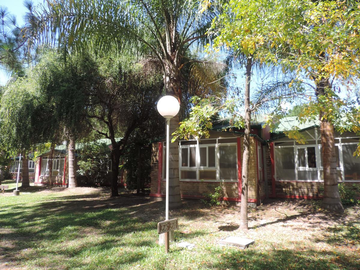 Chalet Bungalows Termas De El Pinar *